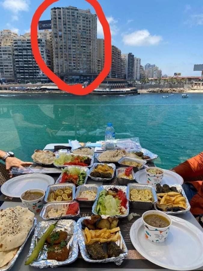 شقةفاخرةبجليم على البحر مباشرة Apartment *